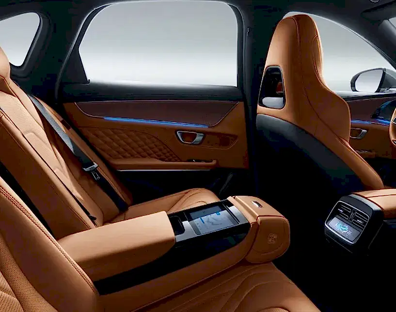 BYD-HAN-Kontrol-Parmaklarınızın-Ucunda.jpg